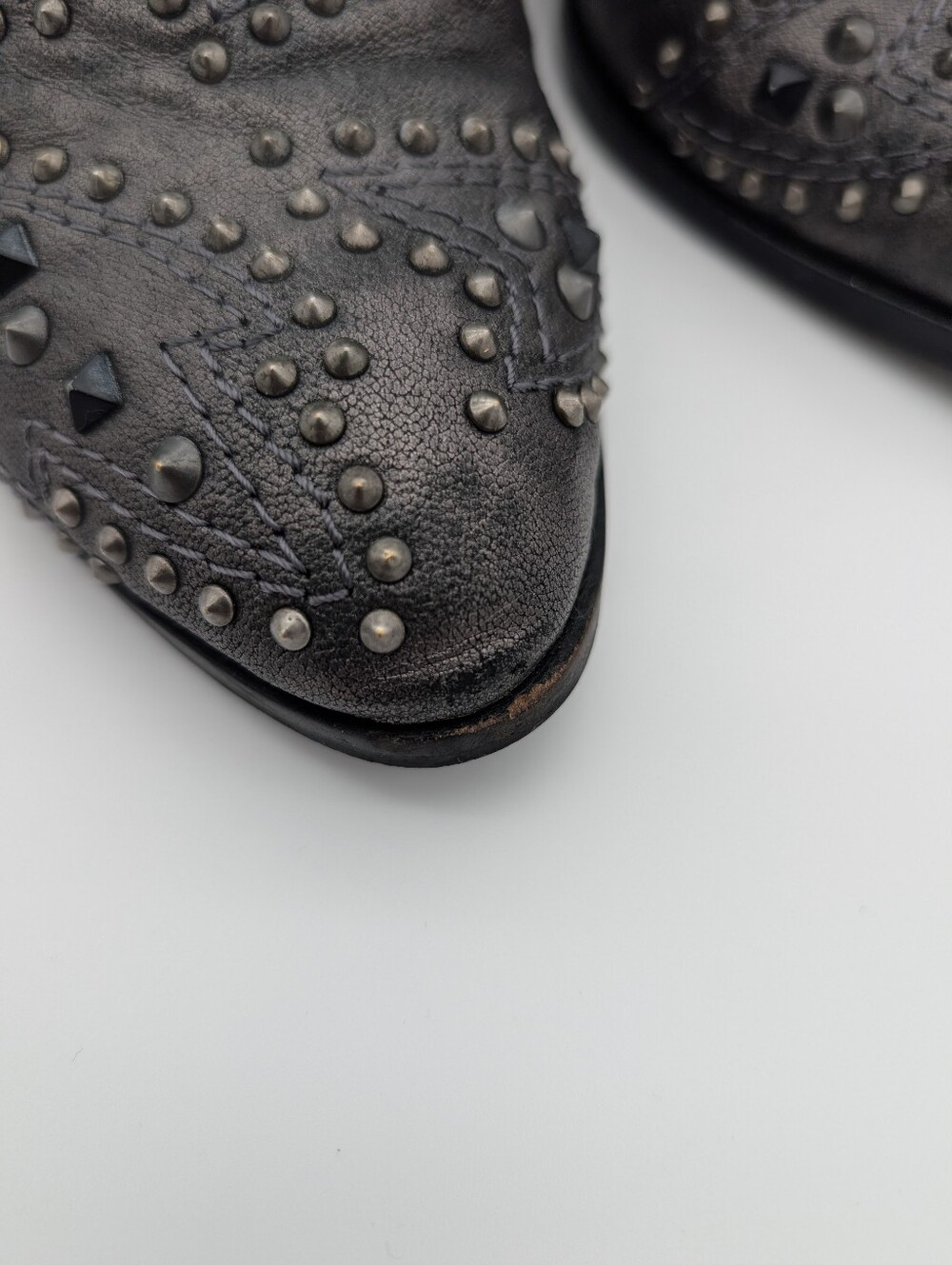 Frye & Co Phoenix Studded Heeled Mule Gray, Silver And Black 7.5M - Picture 4 of 11